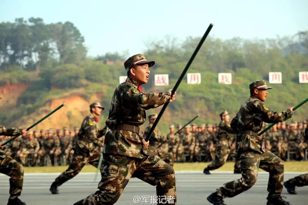 熄灯号 | 【9.12】你说新训苦,我觉得,你是少了一颗勇敢的心