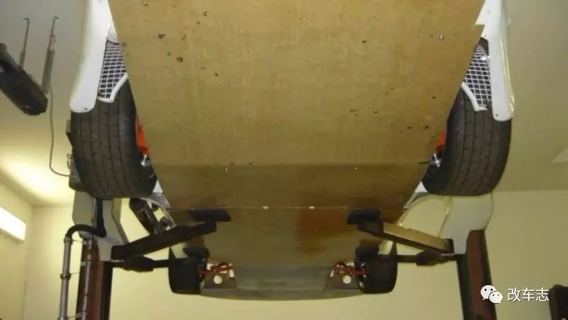 车友从垃圾堆里捡回来的漂移车，竟然是辆70年代的街头