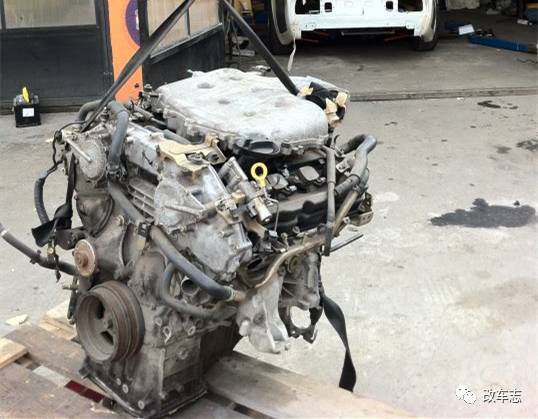 车友从垃圾堆里捡回来的漂移车，竟然是辆70年代的街头