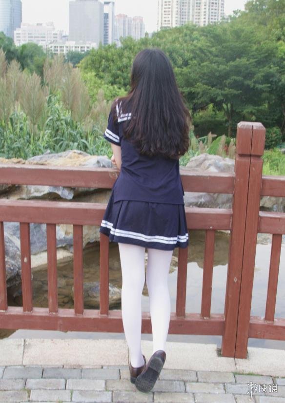 每日福利送不停 周五白丝美腿的软妹等你看个大满贯_八卦趣闻_新浪游