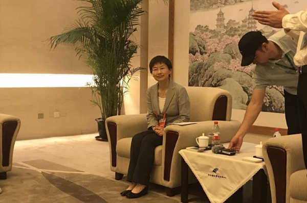 中国信通院院长刘多回应“AI胡扯论”:AI有泡沫,但会很快成熟理性