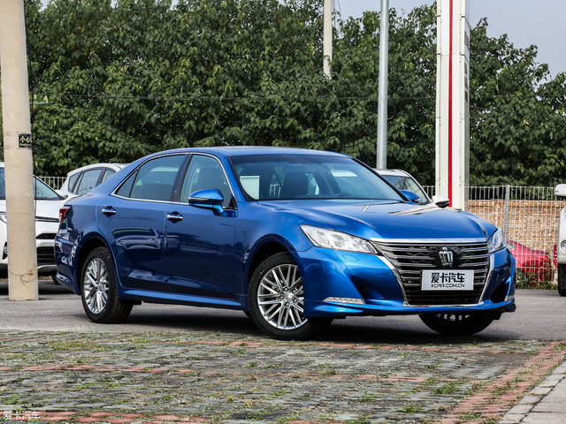 一汽丰田新皇冠10月上市 取消2.5l车型