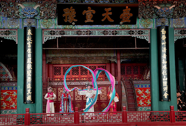 故宫畅音阁百年来首次唱大戏,今后将逐步恢复宫廷戏曲演出