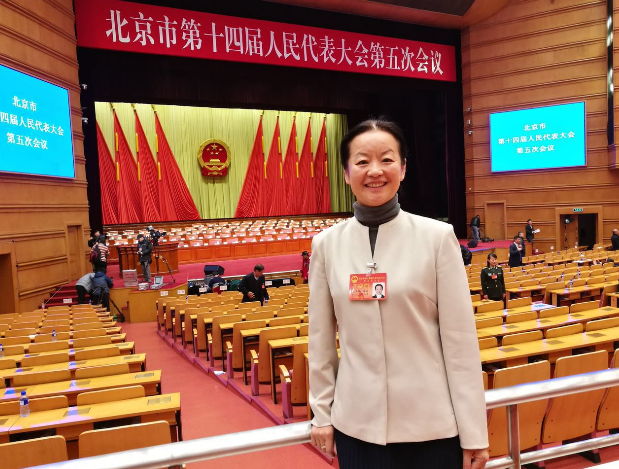 尽全力做事人大代表王玉梅