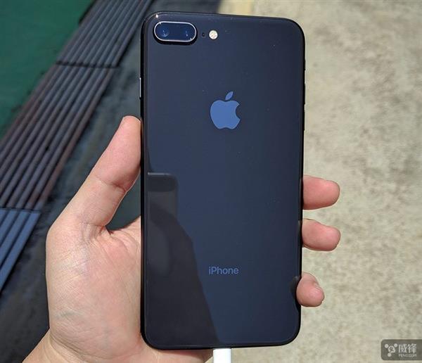 iphone8到手了普通用户们是这么评价的