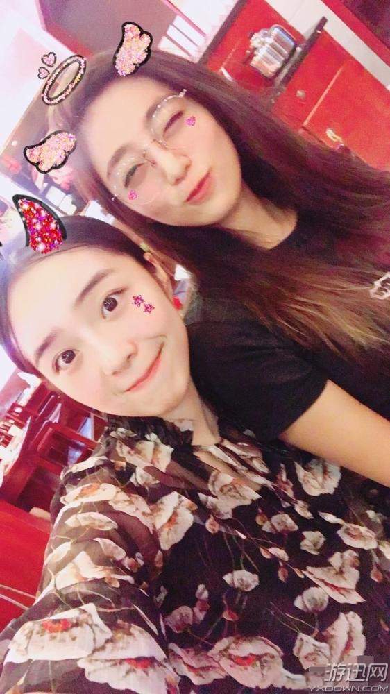 lpl美女主持晒萌照自嘲脸圆!网友:小姐姐又漂亮了