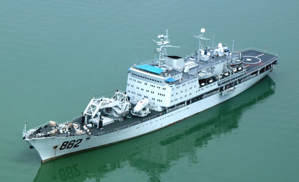 图片:中国海军曾经装备过多艘"大江"级潜艇救援打捞船.