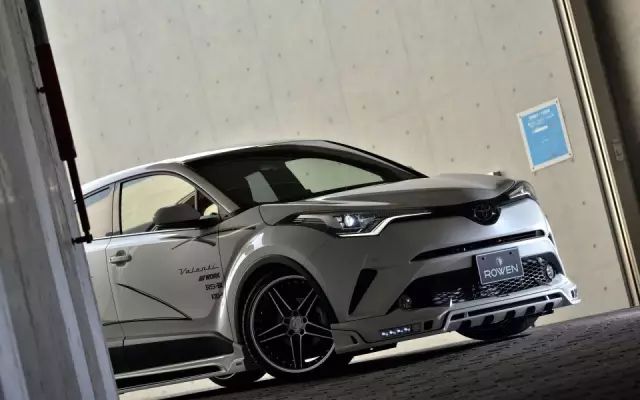 丰田CH-R改完后竟然有小钢炮的味道!