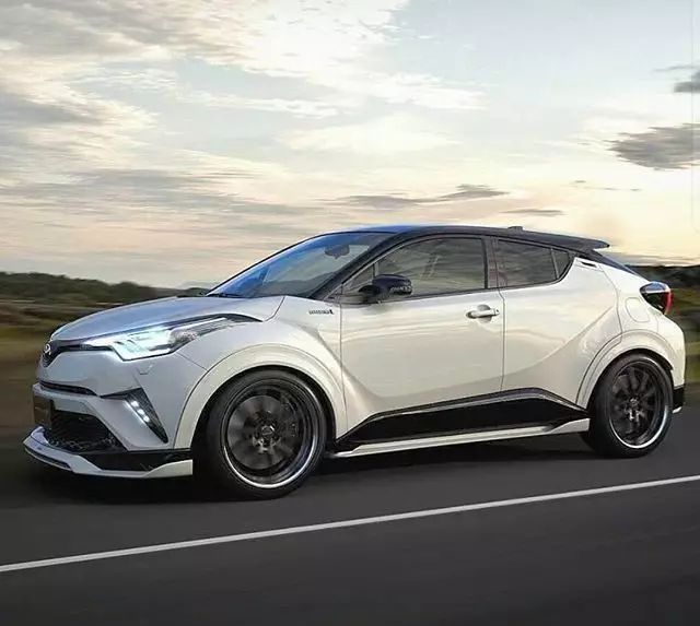 丰田CH-R改完后竟然有小钢炮的味道!