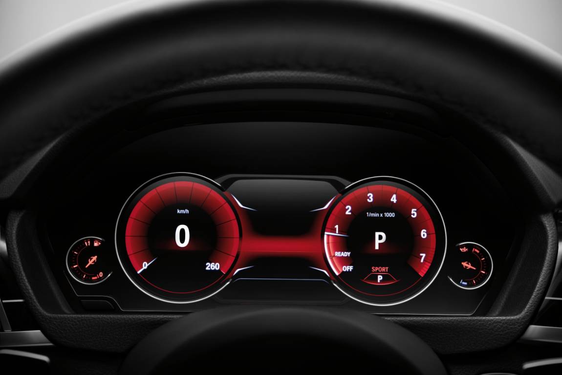 全液晶数字仪表盘功能更强大,显示内容更丰富,更人性化地满足驾驶需求