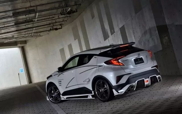 丰田CH-R改完后竟然有小钢炮的味道!