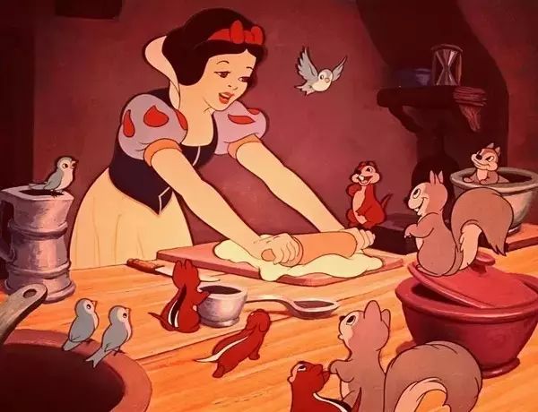 ▽都是始于各种童话,电影,卡通相信很多人对松鼠的印象萌翻国庆松鼠