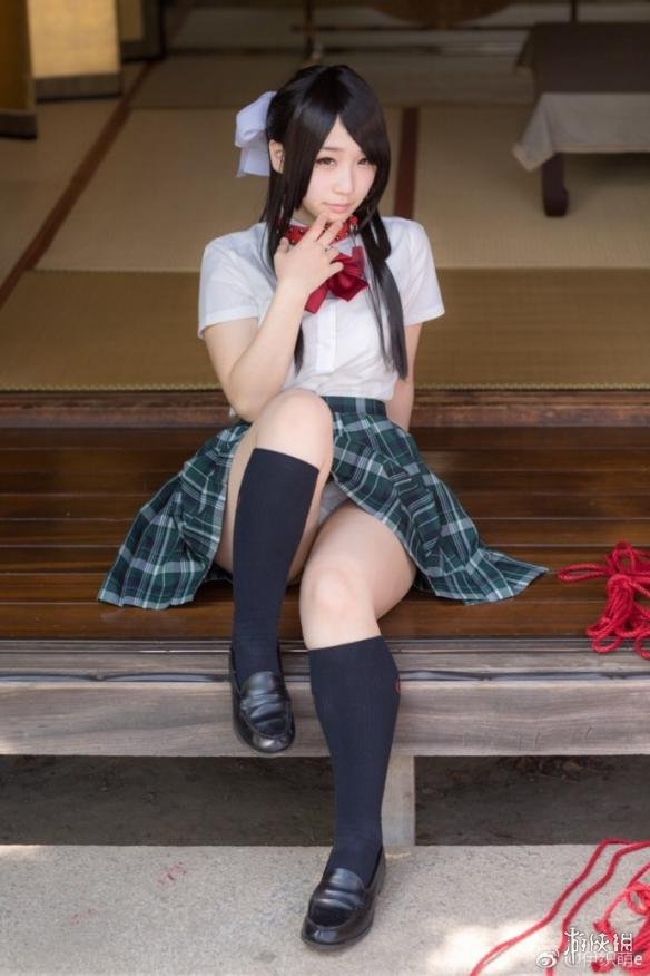 11区人气coser伊织萌晒福利美照清纯童颜身材傲人