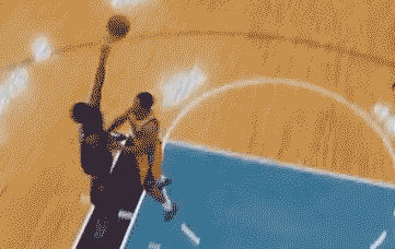 图七:空中接力想必詹韦连线的空中接力球迷们也看过了不少,不过骚韦