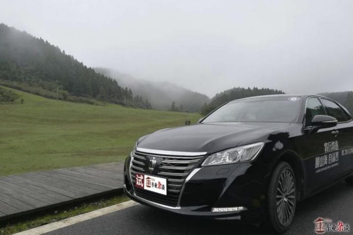 仙女山上的行动派，皇冠给你不一样的豪车体验