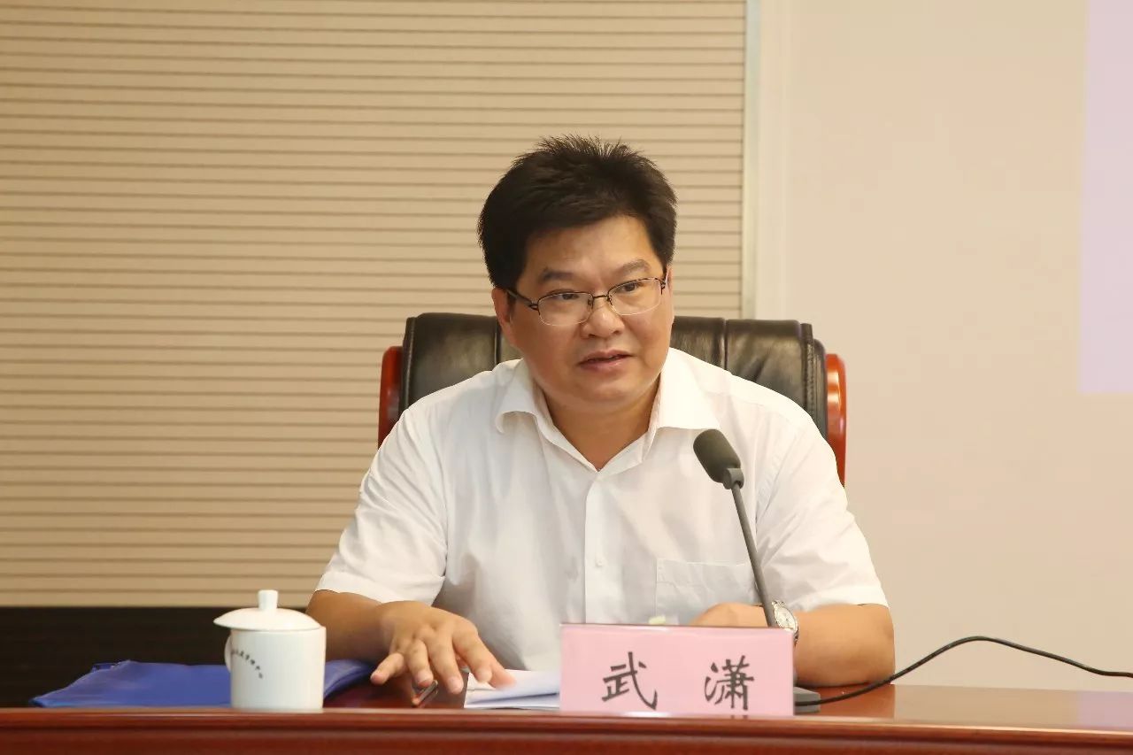 郑斌|罗平|发布人_新浪新闻