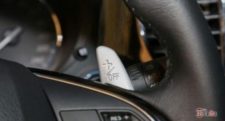 这些车内配置虽不能说毫无用处，但也几乎用不上