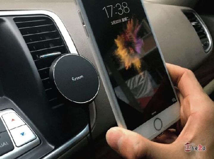 这些车内配置虽不能说毫无用处，但也几乎用不上