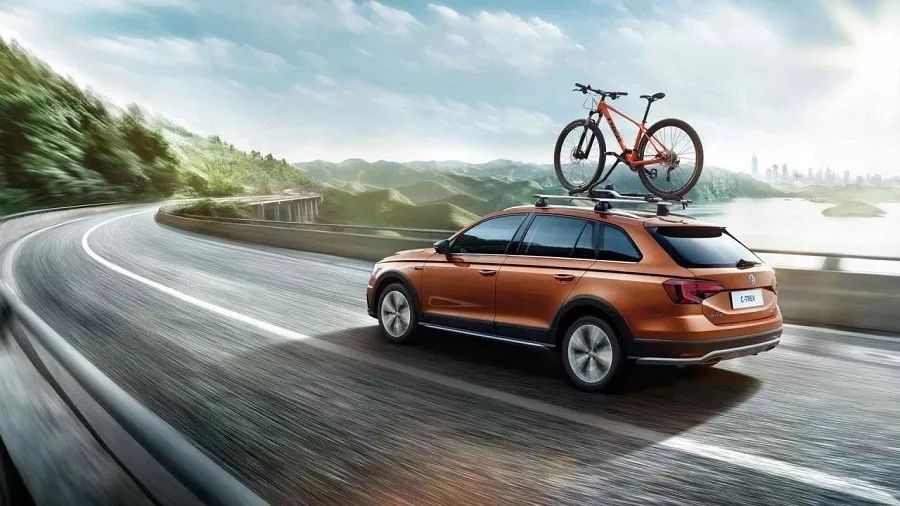 假期出游，旅行车蔚领与明锐旅行版谁更适合国人？