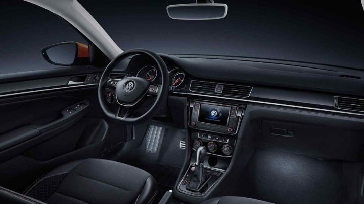 假期出游，旅行车蔚领与明锐旅行版谁更适合国人？