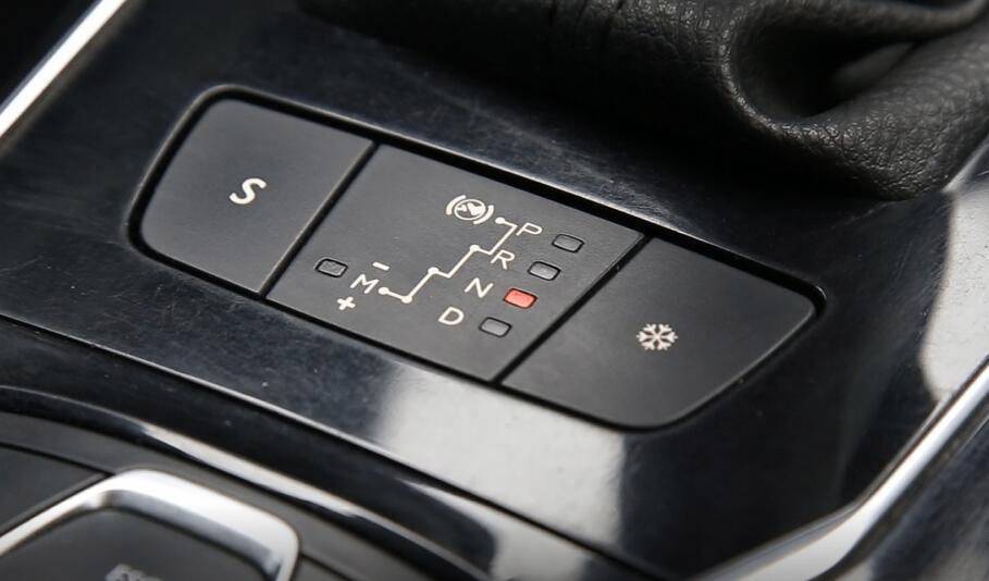 自动挡为啥都是“PRND”？学会就能跟妹子吹牛B了！