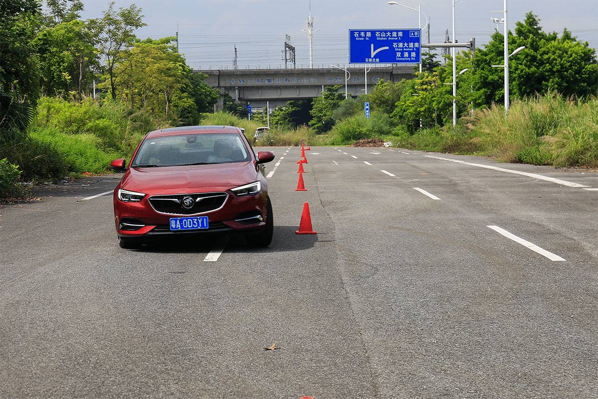【实测】国内性能最强悍的合资B级车，同级难觅对手！