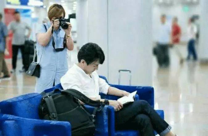 这台红旗大轿车要火了！广告图亮瞎13亿中国人