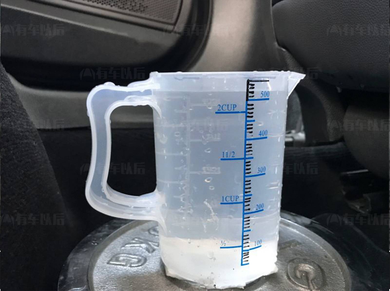 【实测】这车号称平民“法拉利”，看上去值50万，坐上去值多少？