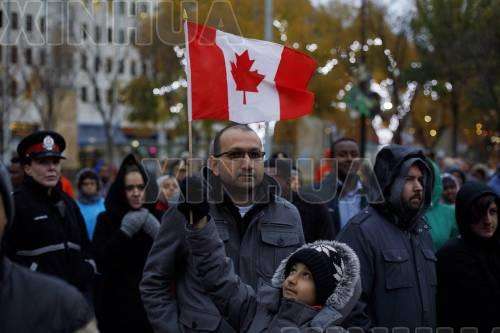 并从其驾驶的车中发现极端组织"伊斯兰国"旗帜