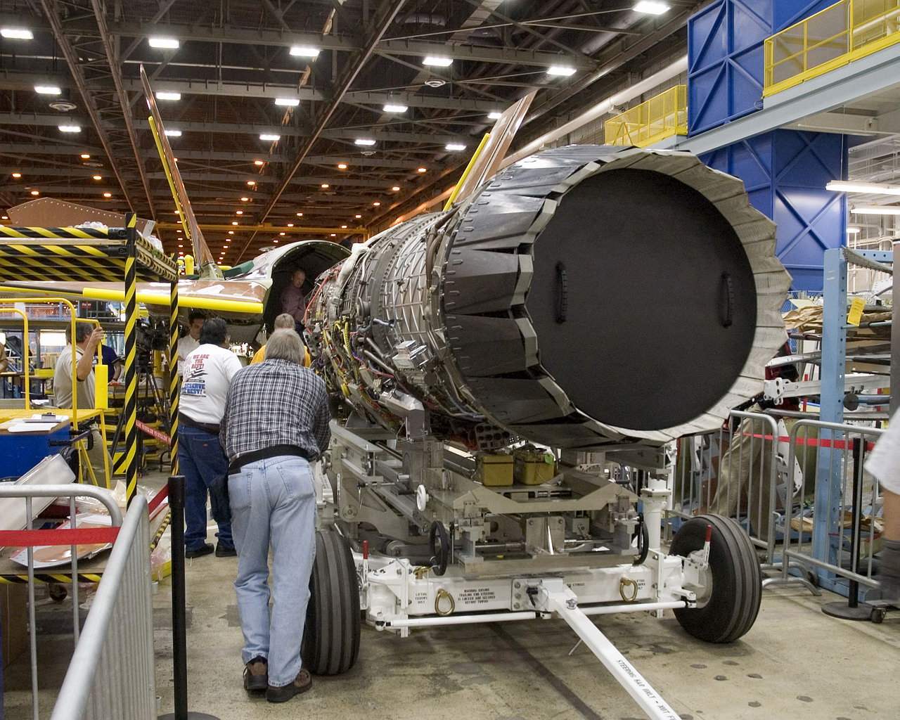 歼20新型发动机清晰照曝光:歼20重要命门问题已解决