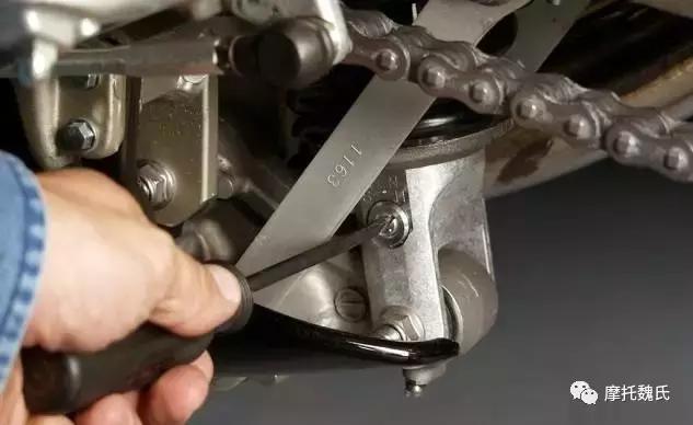 十招教你改善摩托车骑行舒适性