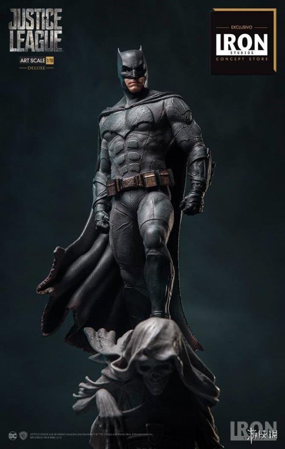正义联盟超逼真蝙蝠侠模型完美还原性感腹肌