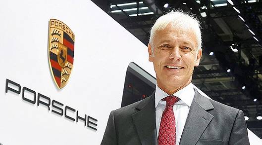 对沃尔夫冈和保时捷公司都可谓忠心耿耿,马蒂亚斯就任大众公司ceo