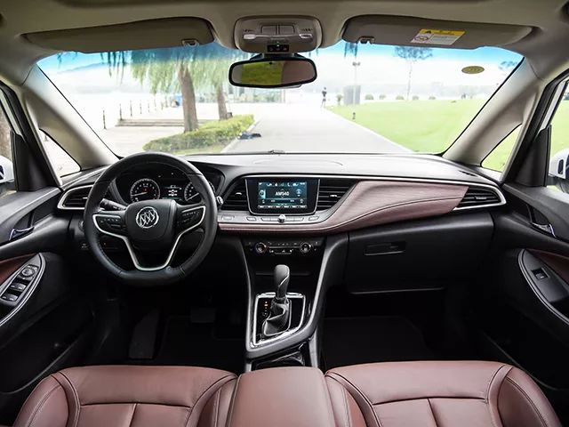 缺点和优点一样明显，别克GL6比GL8差的不只是身材