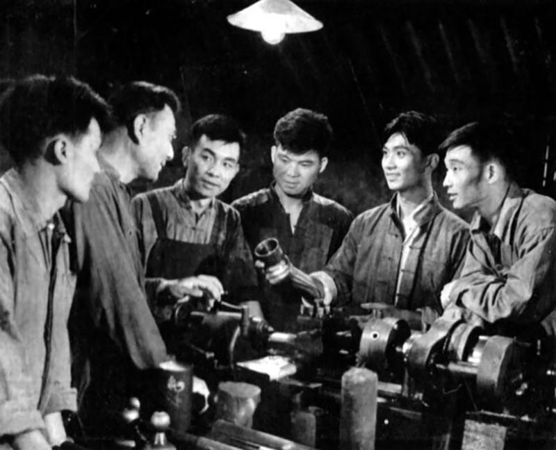 钩沉上海地下党是怎样支持新四军的比电影51号兵站更精彩