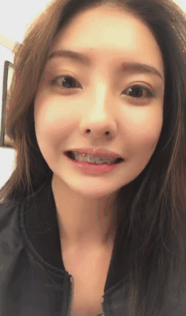 迷死氧去围观了她的直播截图,确实瘦了,下巴比之前尖了.