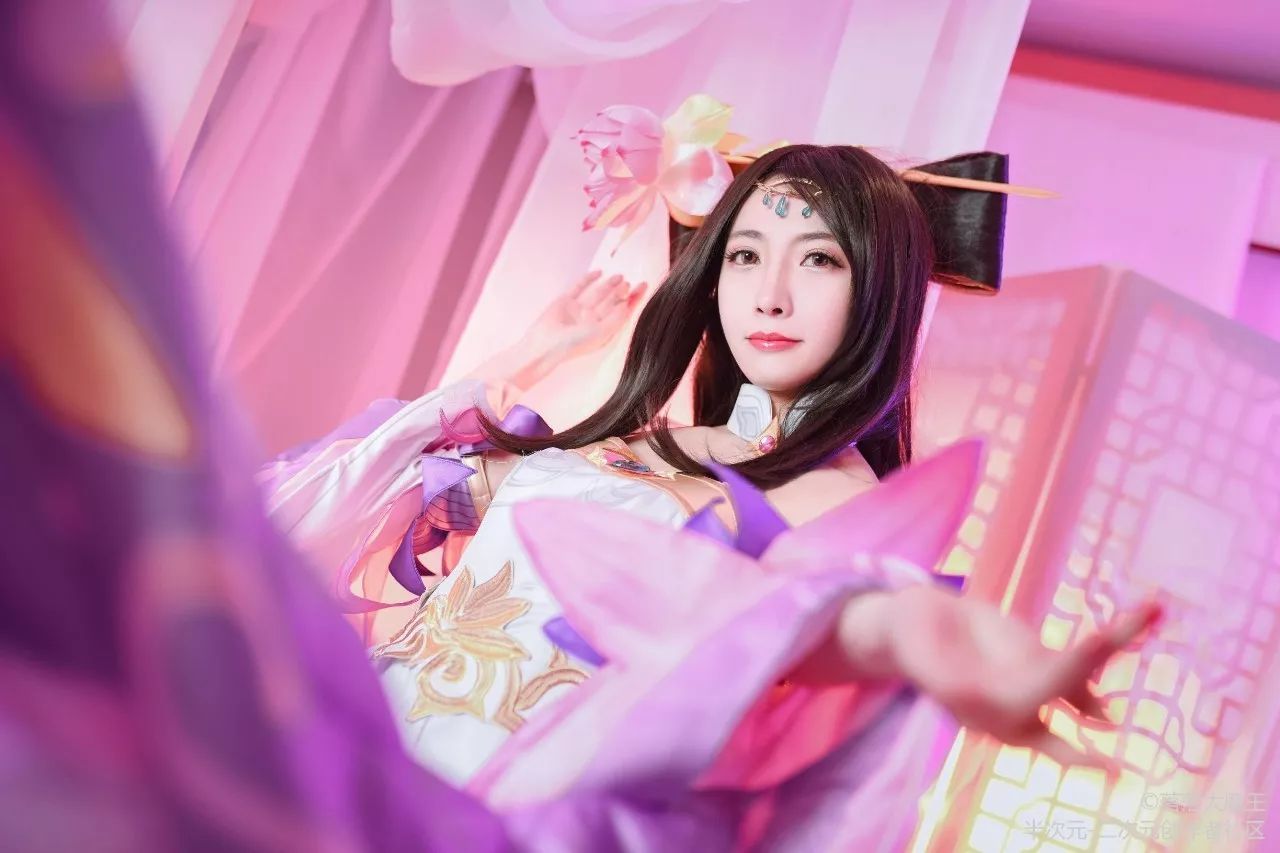 cos:绝世舞姬貂蝉 | 北国有佳人倾国又倾城