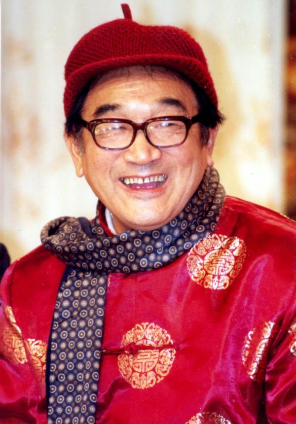 纪念|严顺开:他是永远的“阿Q”,但他从不追求廉价的笑声|严顺开|剧团|滑稽戏_新浪新闻