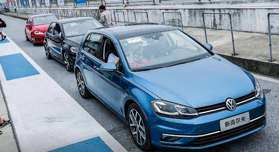 大众神车新款升级独立悬挂，老车主哭晕在厕所～