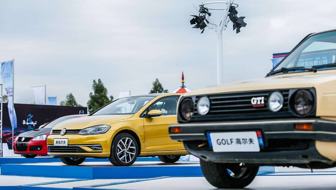 大众神车新款升级独立悬挂，老车主哭晕在厕所～