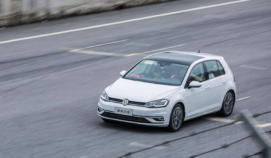 大众神车新款升级独立悬挂，老车主哭晕在厕所～