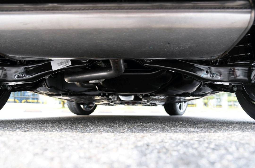 大众神车新款升级独立悬挂，老车主哭晕在厕所～