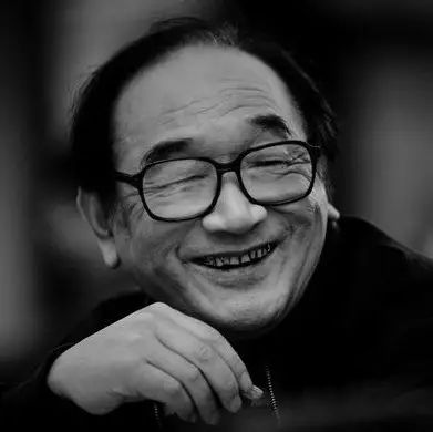 热点 | 著名艺术家严顺开去世!他的这段小品我曾经看了一遍又一遍|严顺开|小品|艺术家_新浪新闻