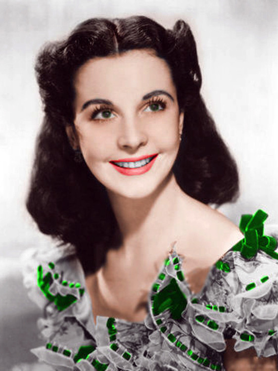 编剧是《宿敌:贝蒂和琼》,根据hugo vickers所著传记《vivien leigh