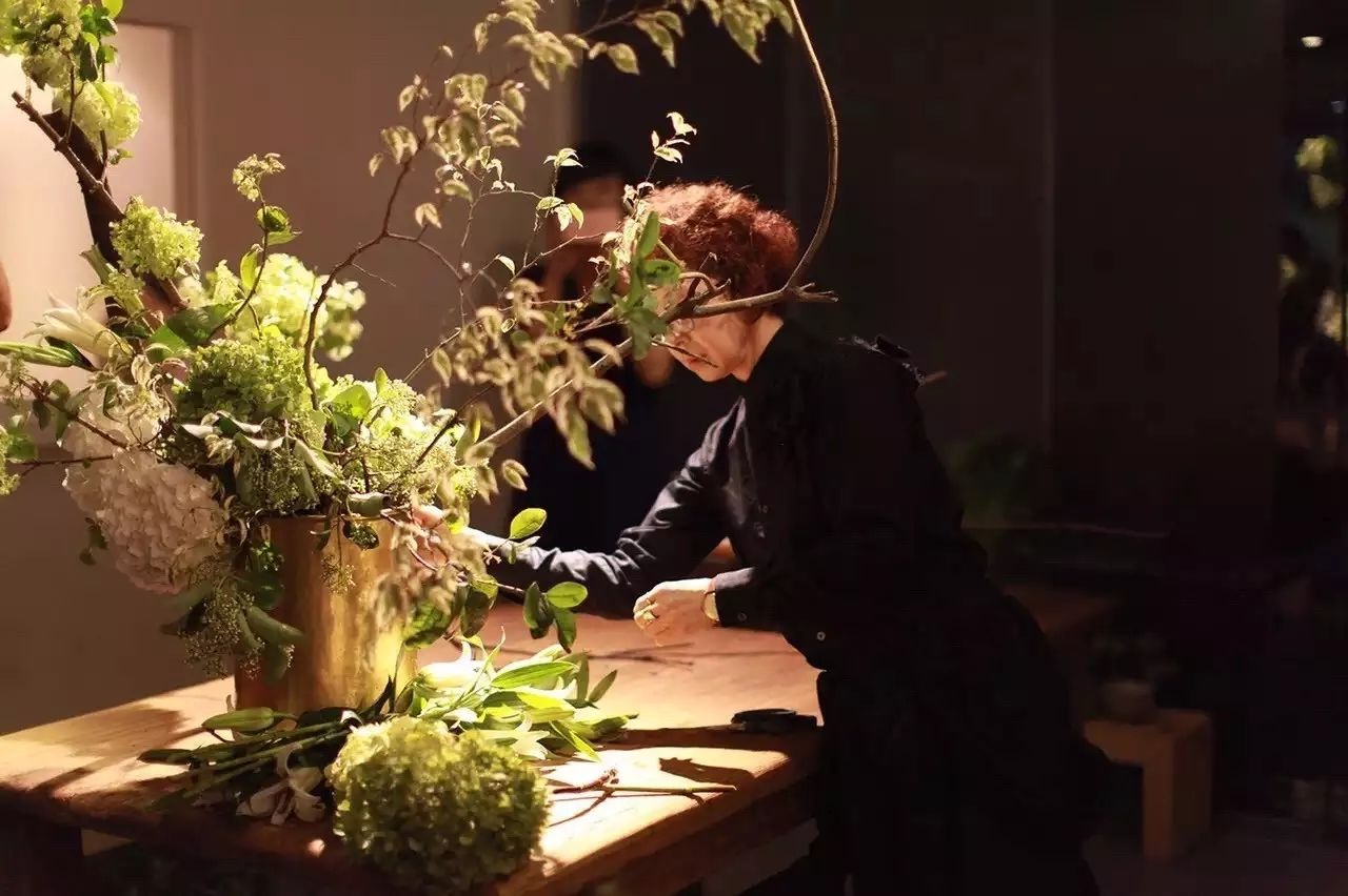 生活啊,修剪一下|花艺|三宅|生活_新浪新闻