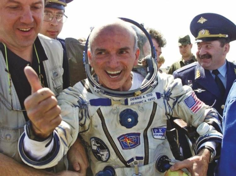 贝索斯的太空旅客计划又推迟了,太空旅行的承诺已经食言了多少次?