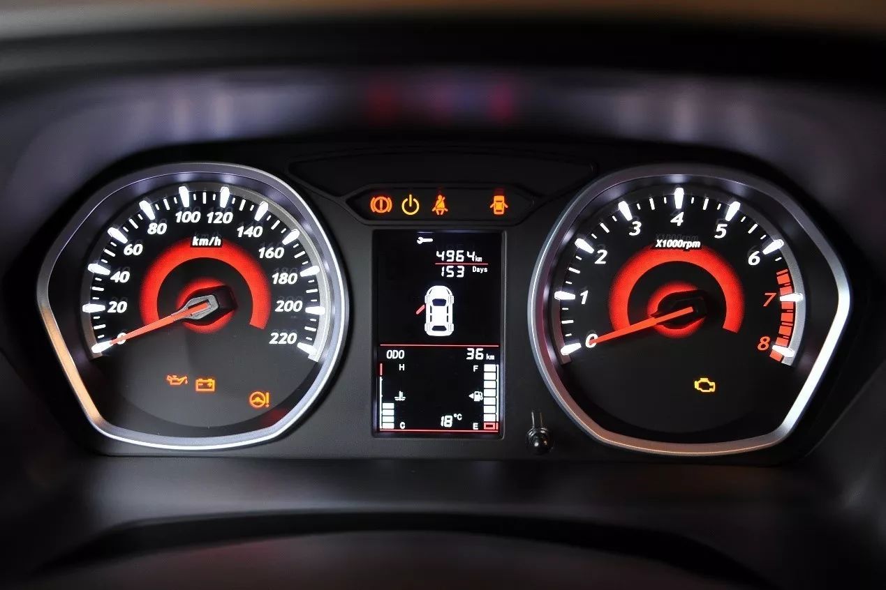 go纯血敢路放新款dx3亮相英雄城东南汽车2018款dx3青春上市