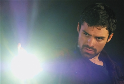 《天赋异禀》 x战警跨进平行宇宙