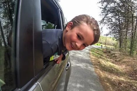 这项保护儿童的汽车安全配置美国日本都强制配备 中国什么时候强制要求