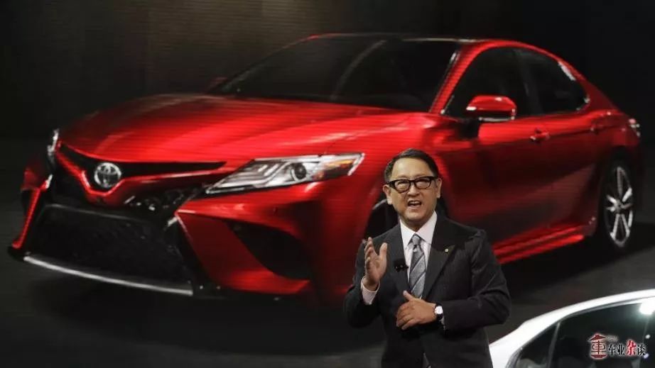 让60后和90后选同样的座驾？第八代凯美瑞说OK丨车业杂谈